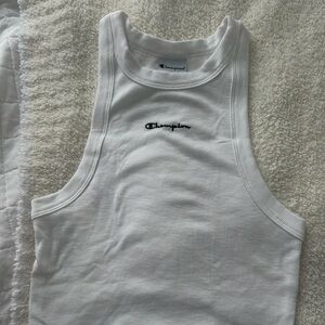 Champion crop tank